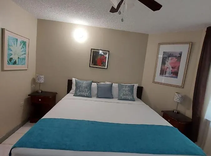 Hotel Rosi Ocean Ocho Rios